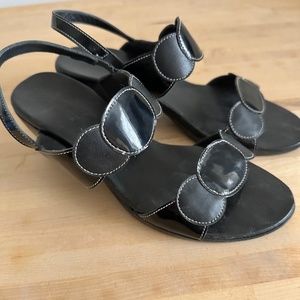 Munro American Eclipse Slingback Sandals Size 8